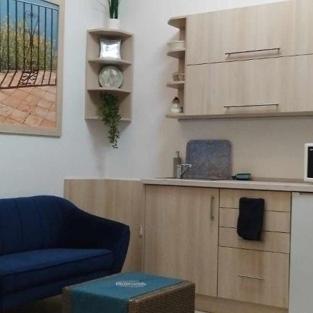 Diana Apartmanhaz Кестхей Экстерьер фото