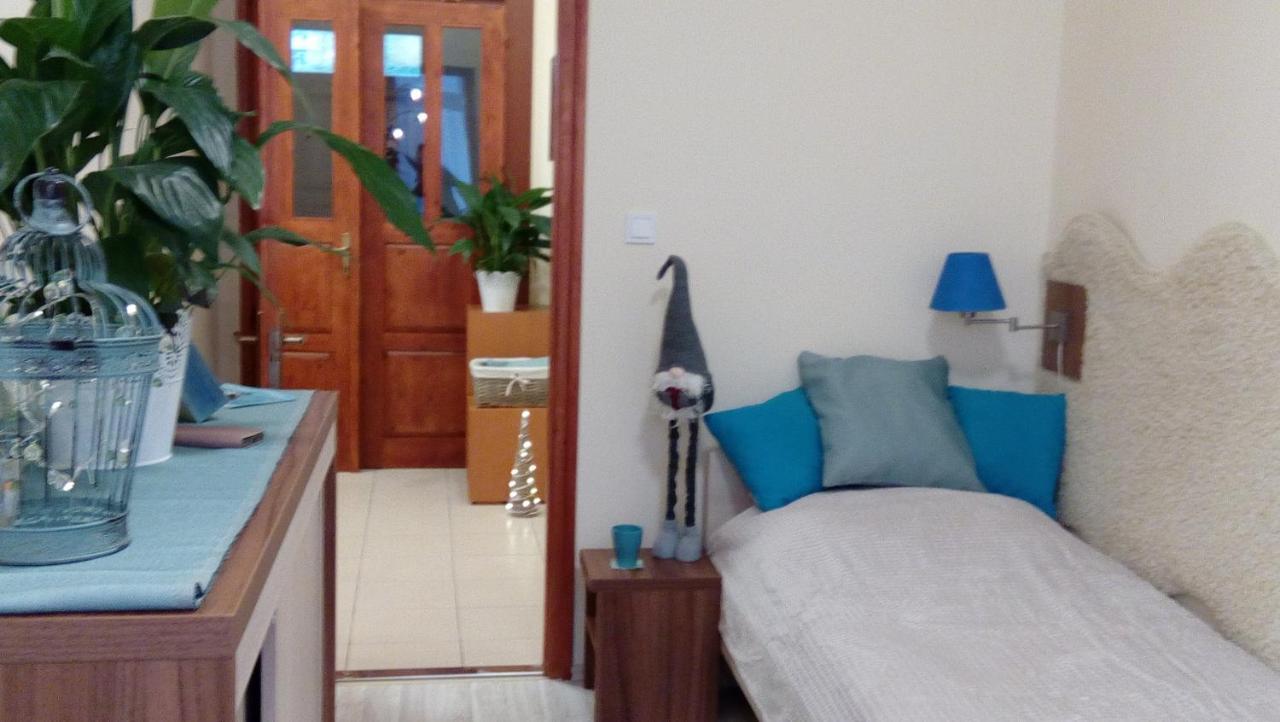 Diana Apartmanhaz Кестхей Экстерьер фото