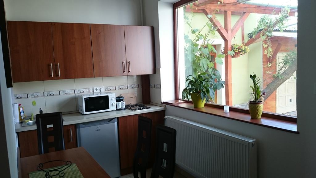 Diana Apartmanhaz Кестхей Экстерьер фото